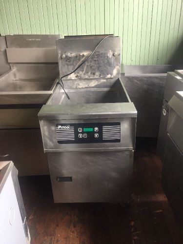 Pitco sg18 fryer with digital controls used for sale