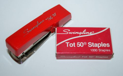 Vintage 1960s Mini Red Swingline Tot 50 Metal Stapler With Staples