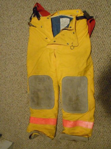 Quaker Fire Fighter Turnout Pants Size Small
