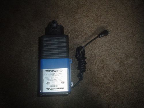 Pulsafeeder pulsatron series mp water metering pump lmg4tb-ktc3 42gpd 230 volt for sale