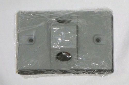 Outdoor Cover Plate 2x 1/2 NPT Threaded Hole Single Rectangle Gang Box Outlet