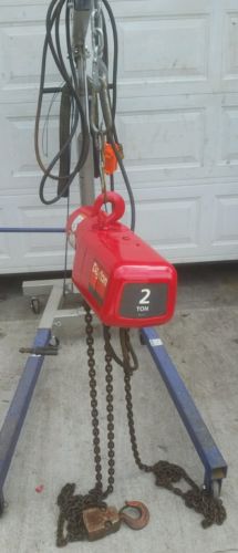 Dayton 2 ton electric chain hoist 115/230 volts for sale