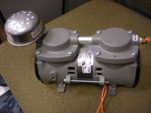 Thomas Vacuum Pump model # 2107VA20 115V 60Hz Motor # 608130A used once perfect