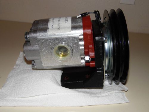 NEW Salami Hydraulic Clutch Pump 1 1/2&#034; Inlet &amp; 1 1/4&#034; Outlet