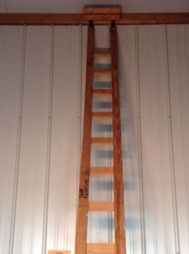 16&#039; Wooden Roof Ridge Hang Ladder