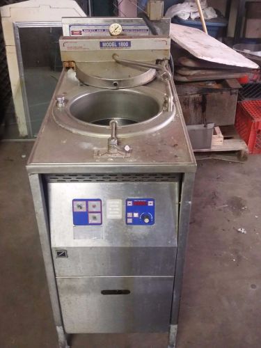 Broaster pressure fryer model 1800 electric for sale