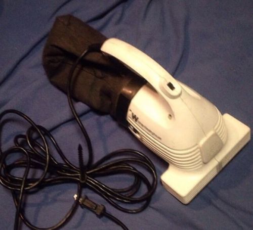 White-westinghouse hand vac. 2.0 amps with bruch.model wwh50 120 v for sale