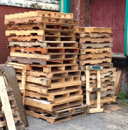 1 Used Wood Pallet different sizes &amp; styles Low price hand pick