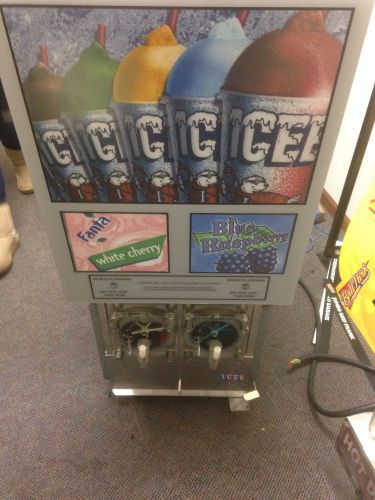 Frozen Beverage Dispenser  2 Flavor Slushie Icee Machine 208/230 Volt
