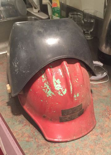 VTG GREEN BULLARD 502 FIBERGLASS HARD HAT ironworker W Suspension Lining Shield