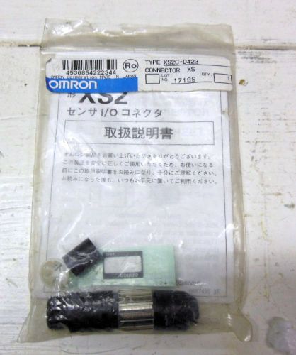Omron XS2C-D423 Connector XS XS2CD423 New
