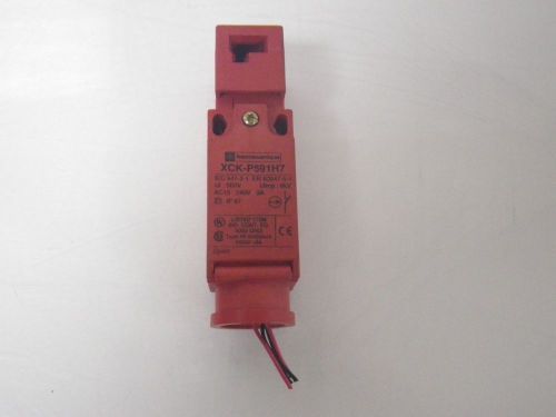 TELEMECANIQUE XCK-P591H7 XCKP591H7 safety switch interlock *USED AND TESTED*