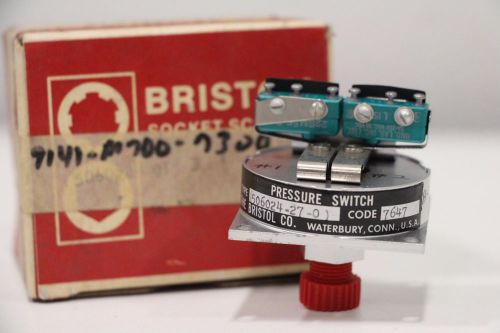 NIB Bristol Waterbury 506022-01-3 Pressure Switch + Free Priority Shipping!!!