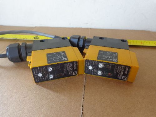 (2) Omron E3A2-DS70M4T Photoelectric Switches