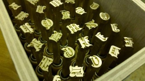 BOOKBINDING HANDLE LETTER SETS VARIOUS SIZES AND FONTS