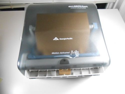 Georgia Pacific Enmotion 59462  Automated Touchless Towel Dispenser