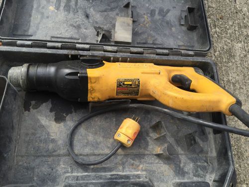 Dewalt D25203 Hammer Drill