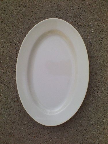 Set of 4 syscoware oval dinner plates restaurant kitchen grade 8&#034; x 11.75&#034; for sale