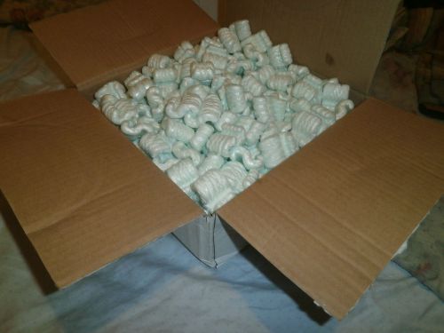 10&#034; x 10&#034; box of green packing peanuts! Free shipping!
