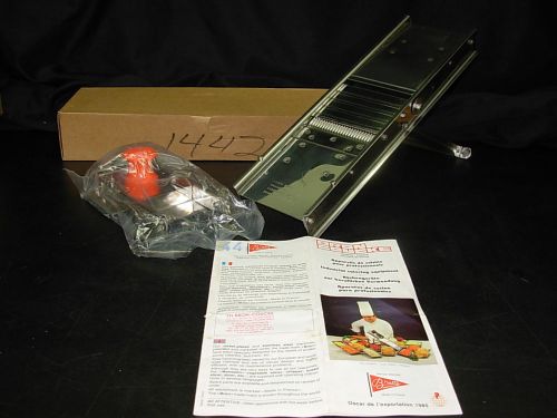 Stainless Steel BRON COUCKE Modele et Marque MANDOLIN with Booklet, NIB No Reser