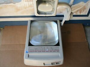 OVERHEAD  Projector APOLLO CONCEPT 2252 .LAMPS  INSTALLED . WORKS GREAT