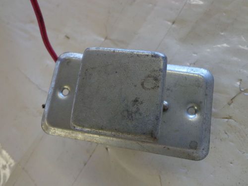 BUSS FUSE PROTECTED SINGLE OUTLET METAL SWITCH BOX COVER    USED