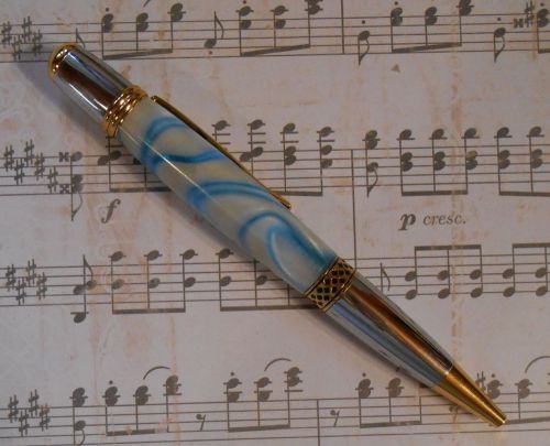Sparkling CRYSTAL WATERS Executive Pen