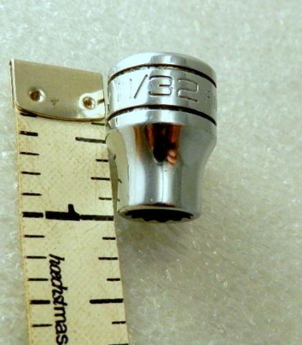 11/32&#034;  3/8&#034; drive Shallow Socket 12-Point  Snap On F111 date code 1988 (Loc14)