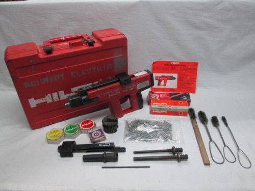 HILTI DX-451 Powder Actuated Nail Gun Kit W/ Case &amp; Extras