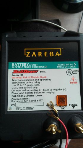 Zareba EDC5M-Z/B5 5 Mile Battery Operated Solid Fence Charger