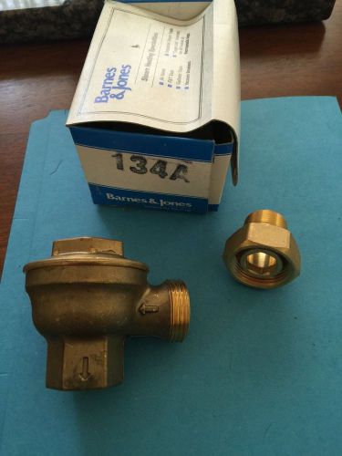 Barnes and Jones 134A - 3/4&#034; Angle Bronze Thermostatic Radiator Trap