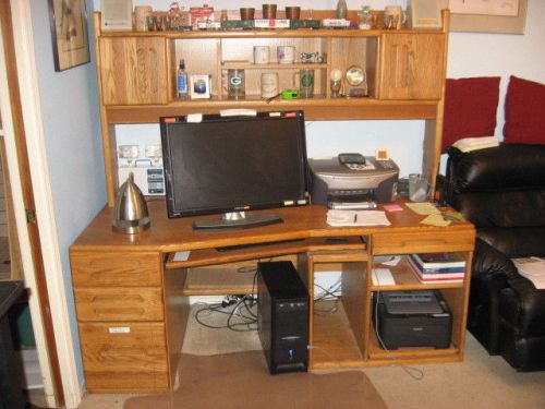 Large oak computer desk and hutch