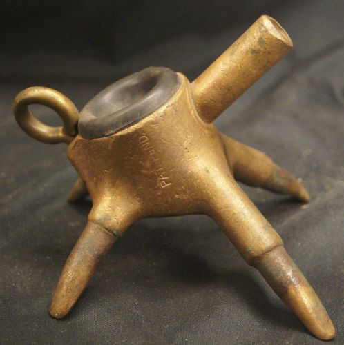 Antique Solid Brass Dairy Cow Milker Claw Farm Cattle Calf Nose