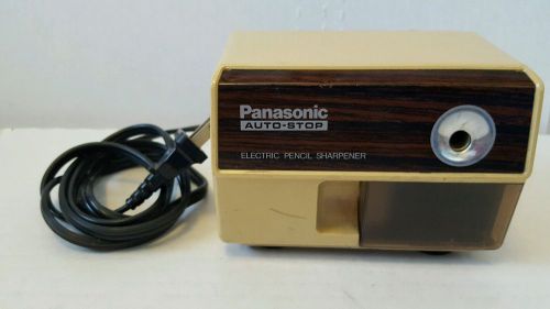 Panasonic kp-110 auto stop electric pencil sharpener works great