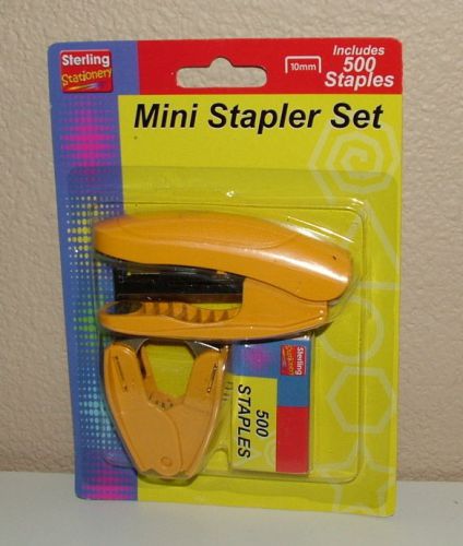 Mini Stapler Set for School Home Office 500 Staples different colors