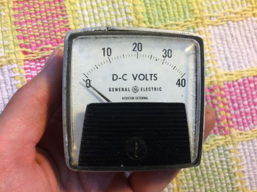 Vintage GE DC Volt Meter Gauge Measures 0-40 Volts Type DW-91
