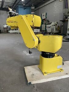 FANUC LR Mate 100iB INDUSTRIAL ROBOT With SCHUNK PGN 100/1 Gripper Tool Included