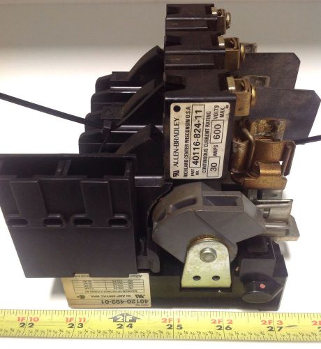 ALLEN BRADLEY  FUSE HOLDER 40120-493-01 W/ 40116-824-11 BLOCK