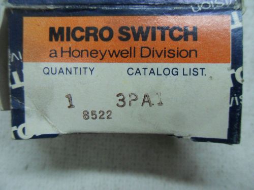 (G1-6) 1 NEW MICRO SWITCH 3PA1 SNAP ACTION BASIC SWITCH