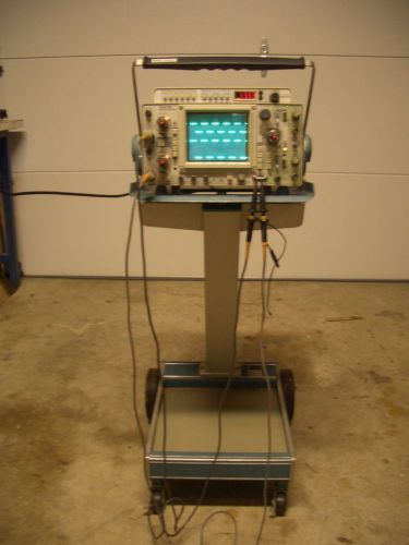 Tektronix 475 200mhz. oscilloscope with dmm44 plus 2 x 10 probes for sale