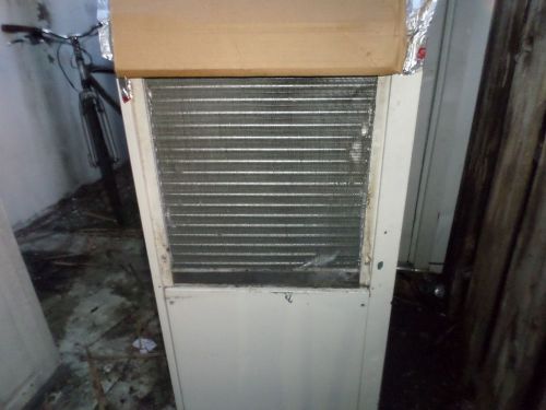 5yr old 2.5 Ton Climate Master Vertical Water Source Heat Pump&#034; freight ok&#034;