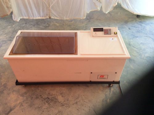 Guildline model 5010 programmable fluid bath- used to heat when we got it- trips for sale