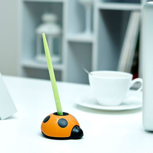 Ladybug Shape Tooth Brush Holder Toothbrush Stand Pen Holder Pencil Plug Storage