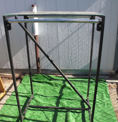 Great Display Rack.  Glass top.  Metal Rack.  Local Pickup Only. A GR8 Deal!