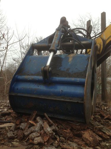 Solid waste grapple Prentice Log truck clam loader