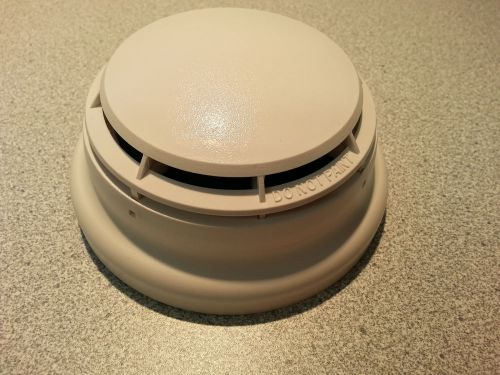 Bulk Sale 20 Avail - Simplex Smoke Detectors 4098-9714 &amp; Base Included