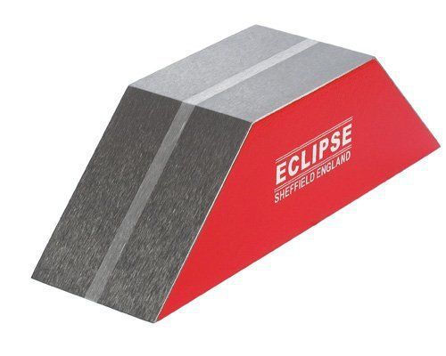 Eclipse Magnetics E923 Miter Clamp 220 lb Pull Capacity 6&#034; x 2.75&#034; x 1.75&#034;