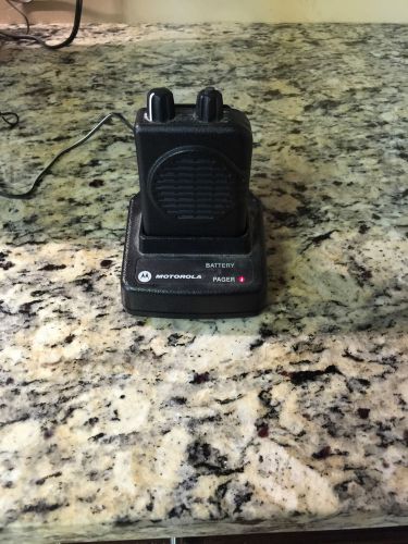 Motorola Minitor V 5 Pager Stored Voice Low Band 45-49MHZ Single Channel NICE !