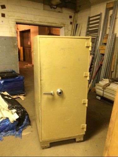 Commercial safe mosler fire box used store safety security fixtures restaurant for sale
