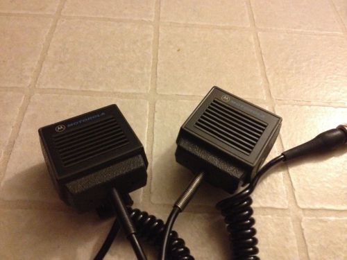 Motorola Hand Mic lot of 2 Microphone Nmn6094a lapel clip one broke as pictured